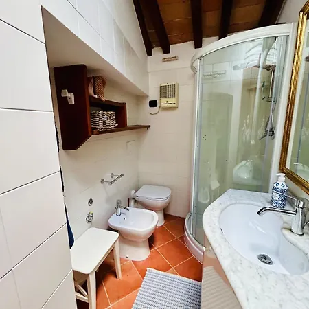 La Casa Del Timo - The House Of Thyme * 토티